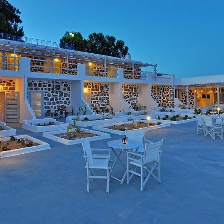 Adamas Hotel Exterior photo